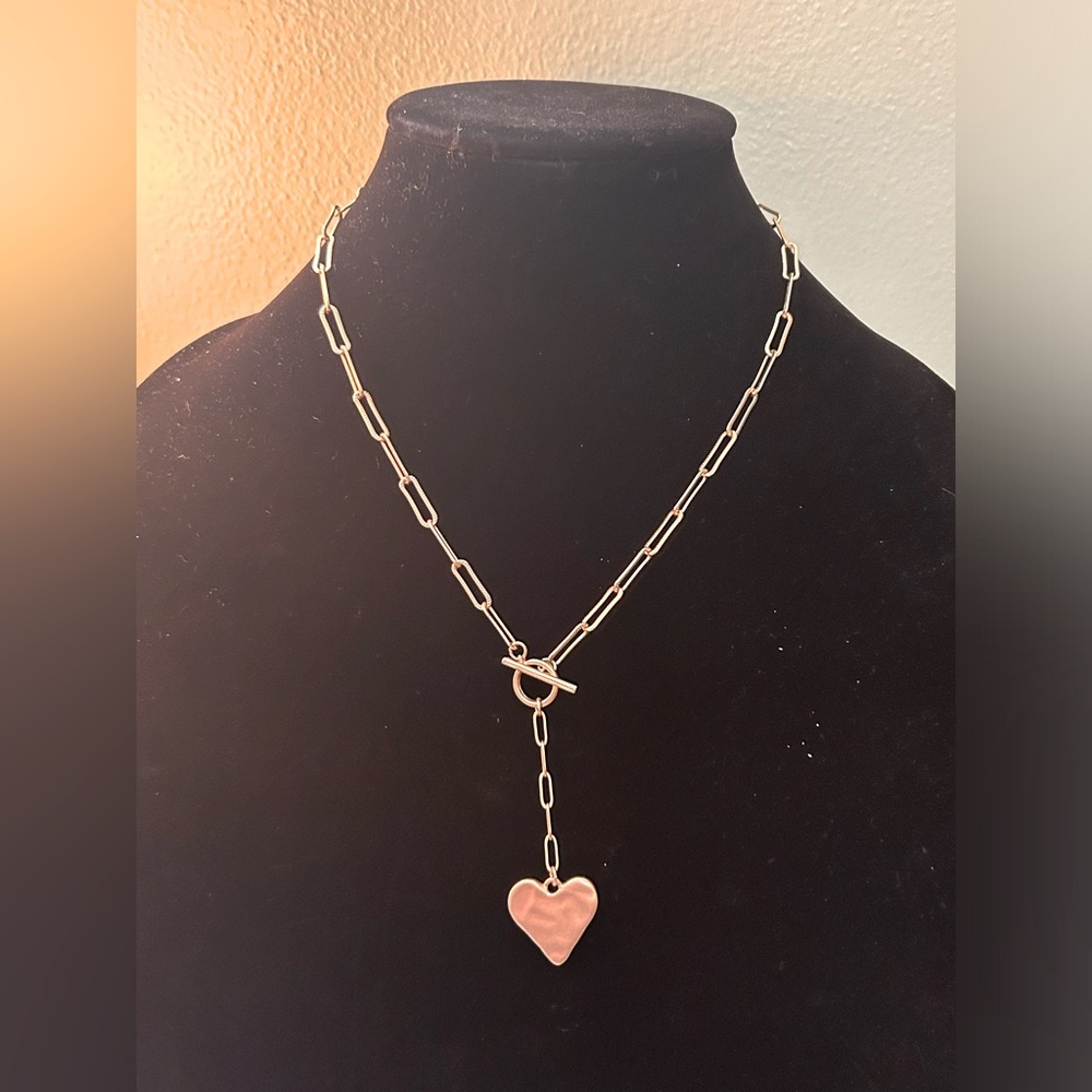 Gold Chain Link Heart Pendant Necklace